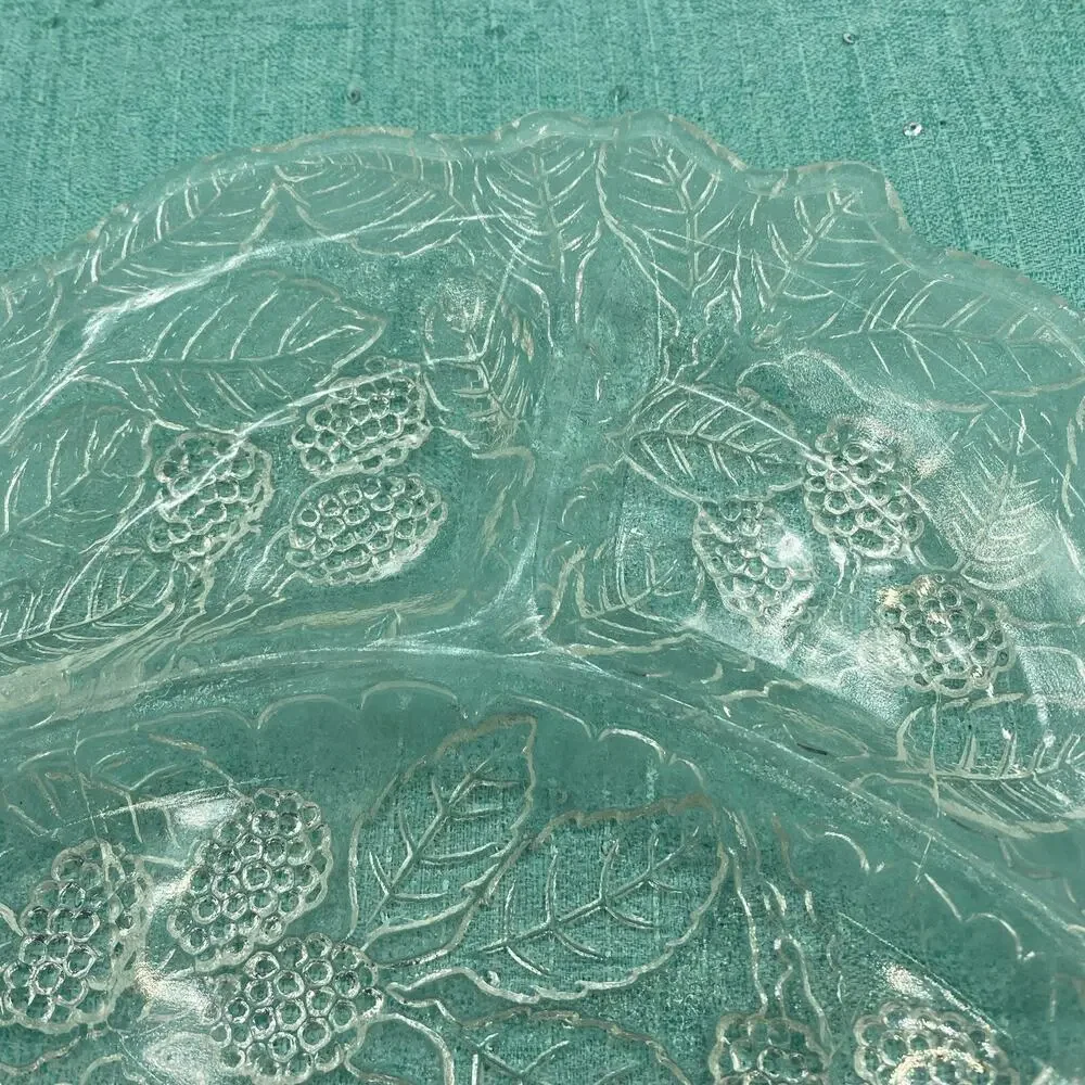 Fenton Clear Glass Blackberry Leaf Pattern Collectible 9